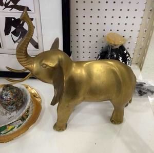 Meet your Posher, Ngo